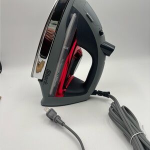 Shark Professional Steam Iron - Red and Gray